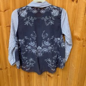 Free People blue button blouse size XS